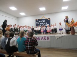 2025-11-06 Święto rogala w Osieku